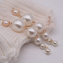 Load image into Gallery viewer, Simulated Pearl Long Earrings