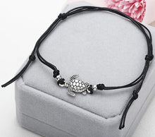 Load image into Gallery viewer, Turtle Shaped Charm Anklet