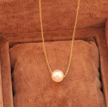 Elegant  Pearl Necklace