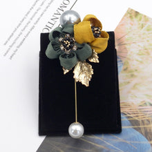 Load image into Gallery viewer, Fabric Flower Brooch