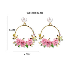 Load image into Gallery viewer, Cute Flower Earrings