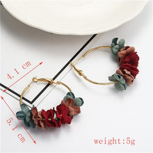 Load image into Gallery viewer, Cute Flower Earrings